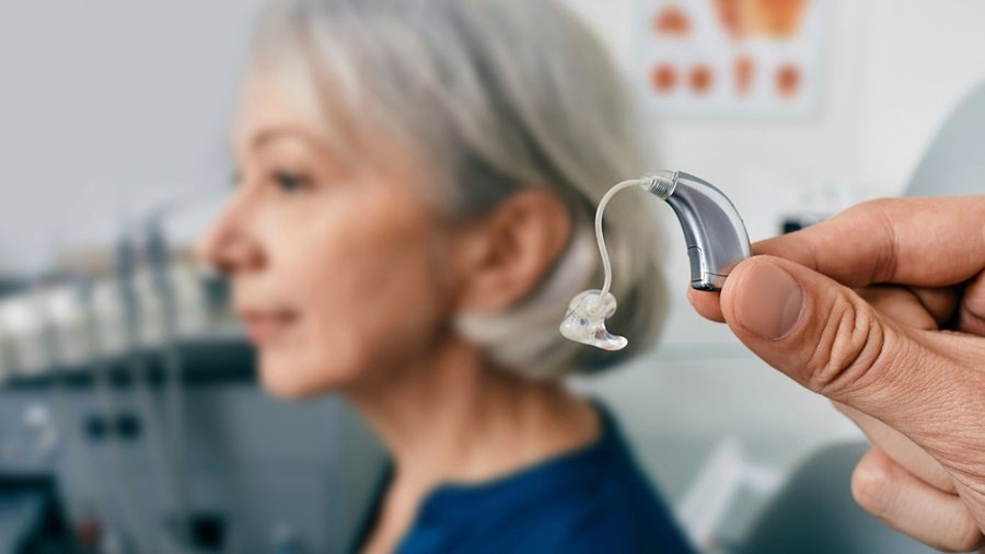 types of hearing aids| how hearing aids work | hearing aids technology |